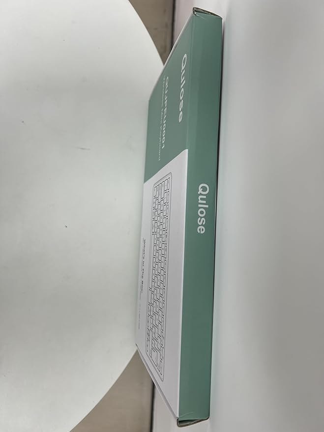 Bluetooth Keyboard, Ultra-Slim Wireless Keyboard for iPad, Rechargeable Ergonomic Computer Keyboard for iOS, Android, Windows PC Tablets Phone, Black