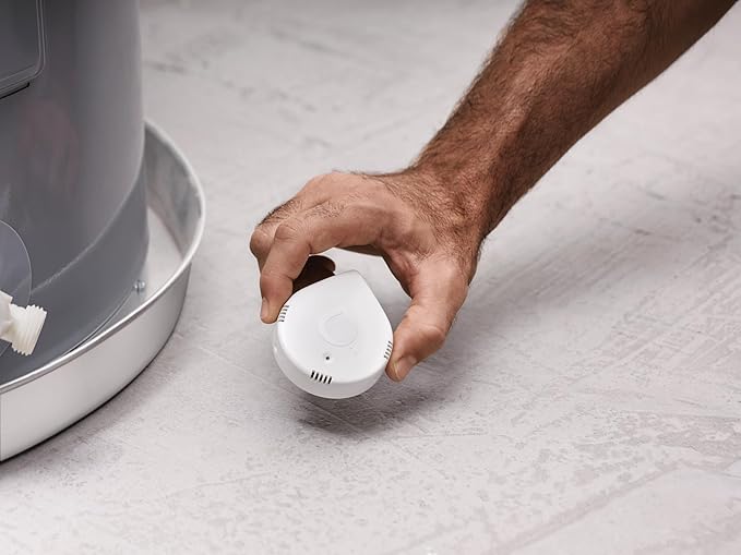 Moen Flo Smart Water Leak Detector, White, 4-Pack 920-005 + 2-Pack 6-Foot Leak Sensing Cable