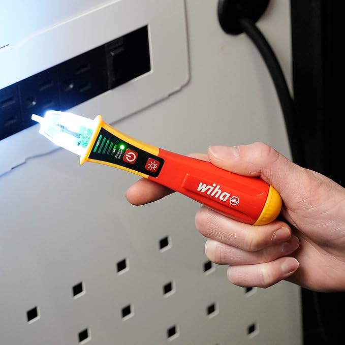 Wiha Non-Contact Voltage Tester Category IV 12-1000V AC with Flash Light - 25506, Red