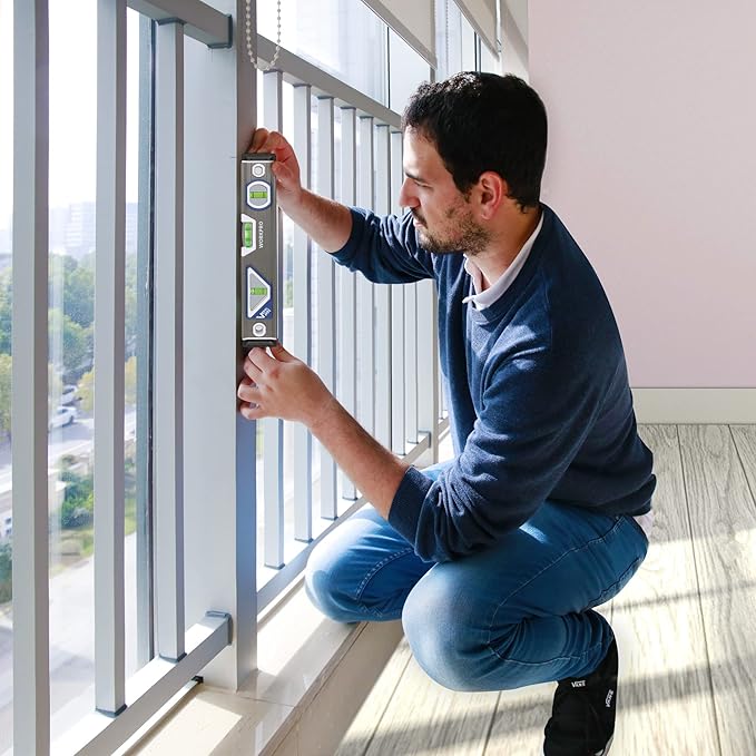 WORKPRO 10 Inch Torpedo Level, Small Leveler Tool, 3 Bubble Vials, Verti. Site, for Conduit Bending, Aluminum Alloy Construction