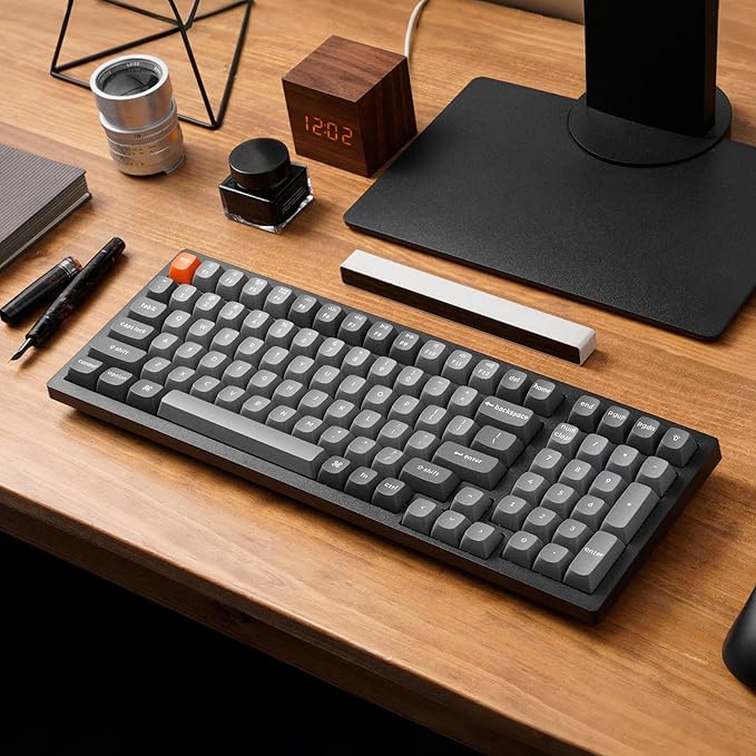 Keychron K4 Max Wireless/Wired Mechanical Keyboard, 96% Layout QMK 2.4 GHz Bluetooth Connection, Non-Shine Through PBT Keycaps White Backlit Compatible with Mac Windows Linux
