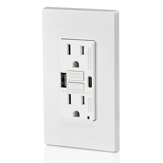 Leviton GUAC1-W 15A SmartlockPro Self-Test GFCI Combination with Type A & Type-C USB in-Wall, USB Charger for Smartphones and Tablets