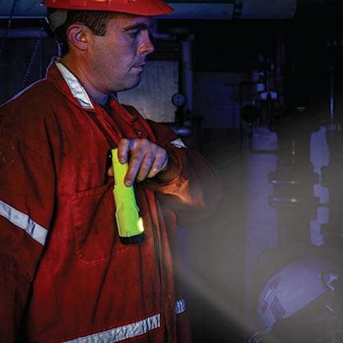 Streamlight 68750 Dualie 3AA 140-Lumen Intrinsically Safe Industrial Flashlight with Spot/Flood and 3 "AA" Alkaline Batteries, Yellow