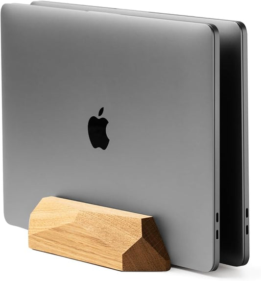 Oakywood Dual Laptop Dock, Vertical Laptop Stand Wood, Laptop Stand for Desk, Desk Organizer, Vertical Laptop Holder, Compatible with All MacBook Pro Air iPad, for 2 Device – 7,1x4,5x1,6”, Oak