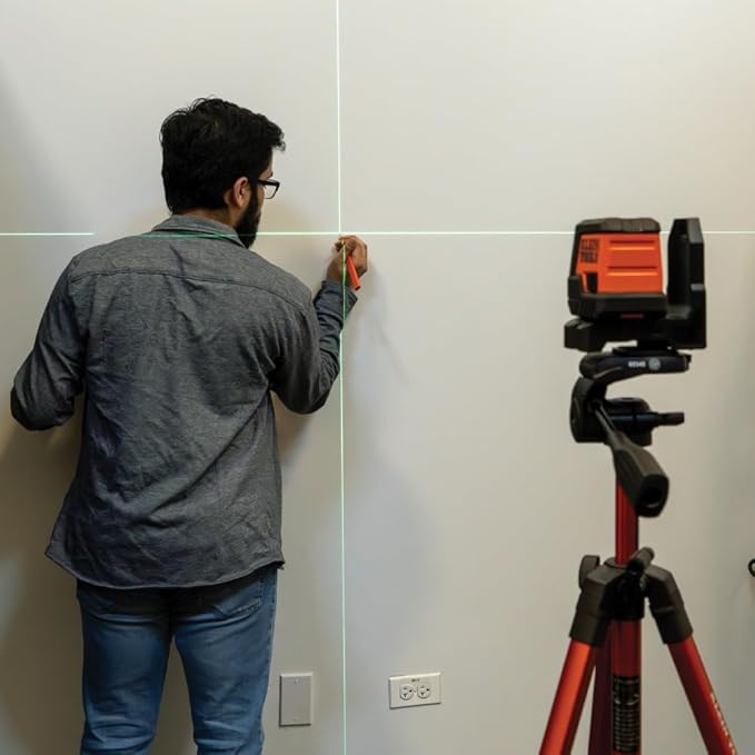 Klein Tools 93MCLG Self-Leveling Laser Level, Mini Cross-Line Level, Leveling Alignment Tool, Bright Green Horizontal and Vertical Lines