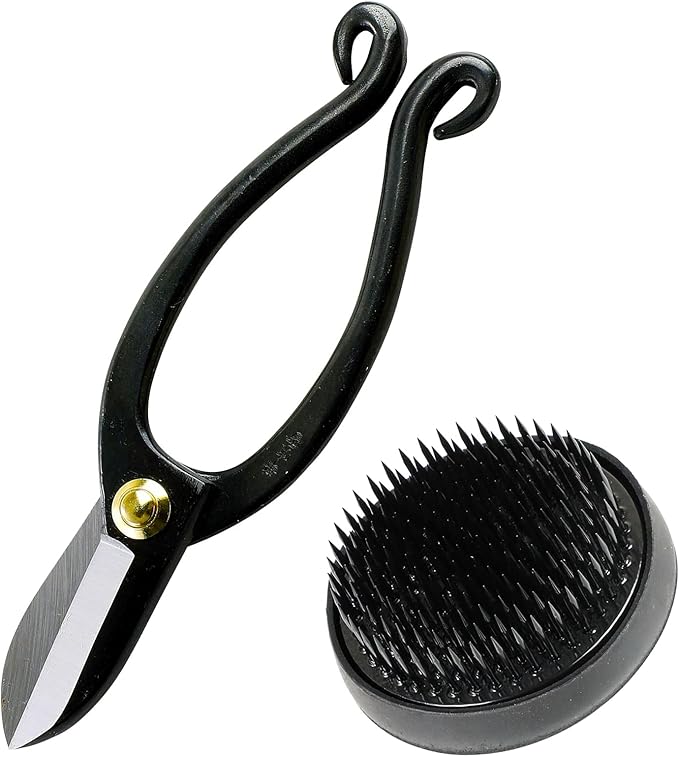 Wazakura Made in Japan Ikebana Tool Kit - Ikenobo Scissors + Black Kenzan Flower Holder, Japanese Floral Arrangement Set, Florist Shears and Pin Frog Gift Box Set - Black 2.4" (61mm)
