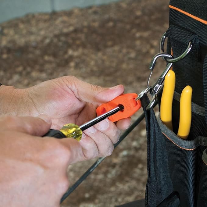 Klein Tools 85146 Screwdriver Set with Magnetizer / Demagnetizer for Magnetic Tips 3 Slotted, 3 Phillips, Home Improvement, 7-Piece