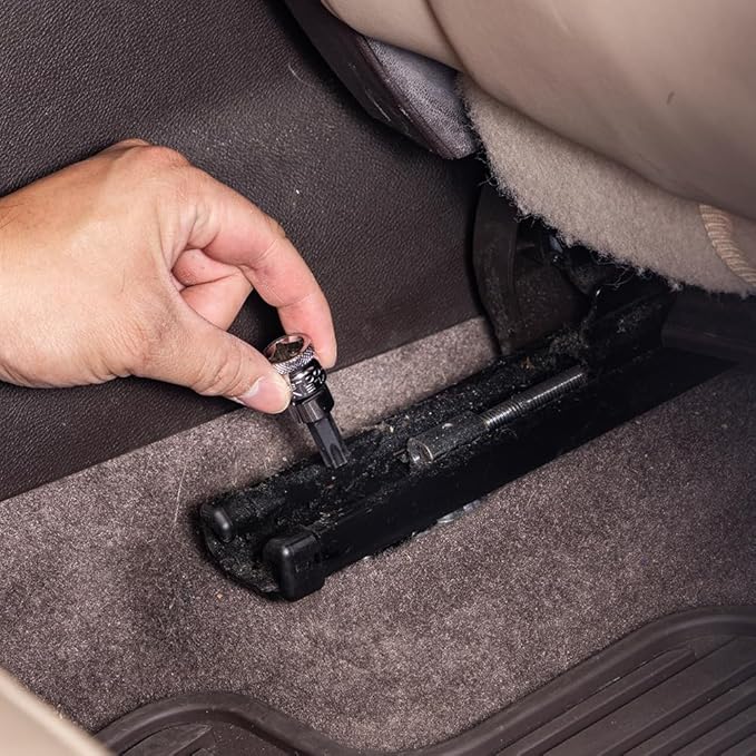 Klein Tools 65213TX Knurled TORX Bit Socket Set, T8 toT60, 1/4, 3/8 and 1/2-Inch Drives, Premium Cr-V Steel, MODBox Case, 13-Piece