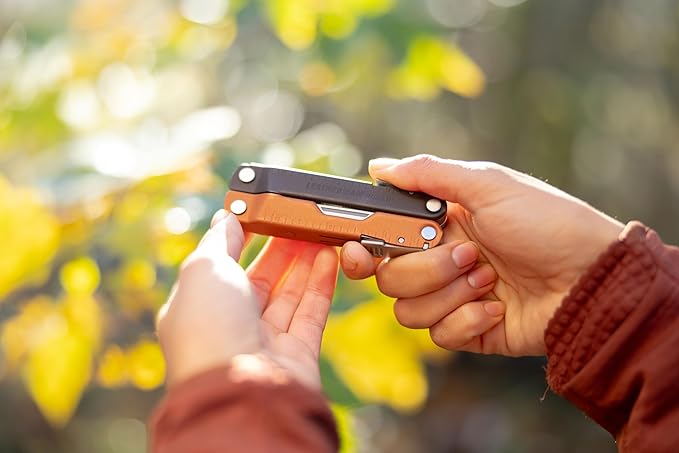 LEATHERMAN, Rebar Multitool with Premium Replaceable Wire Cutters and Saw, Burnt Sienna