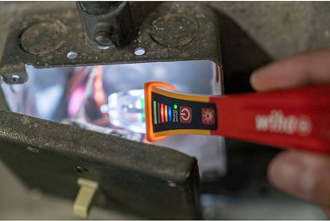 Wiha Non-Contact Voltage Tester Category IV 12-1000V AC with Flash Light - 25506, Red