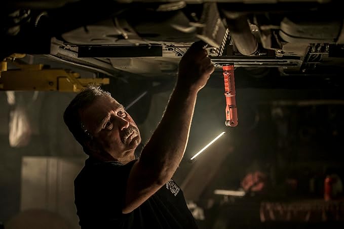 Streamlight 76801 Stinger Switchblade 800-Lumen LED Light Bar with 120V/100V AC Charger, 1 Holder, Red