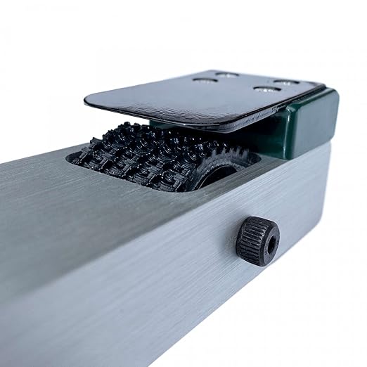 PacTool Gecko Gauge, The Original Home Siding Installation Kit - For Use with 5/16 Inch Fiber Cement Siding and James Hardie Siding, Includes 2 Gecko Gauge Clamps