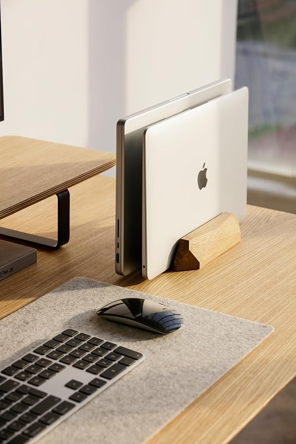 Oakywood Dual Laptop Dock, Vertical Laptop Stand Wood, Laptop Stand for Desk, Desk Organizer, Vertical Laptop Holder, Compatible with All MacBook Pro Air iPad, for 2 Device – 7,1x4,5x1,6”, Oak
