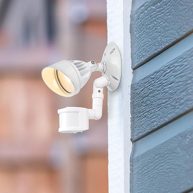 Maxxima LED Outdoor Flood Wall Light, Exterior Security Light with Adjustable Head, 950 Lumens, Featuring Motion Sensor and Dusk to Dawn Sensor, 3000K Warm White, White Fixture