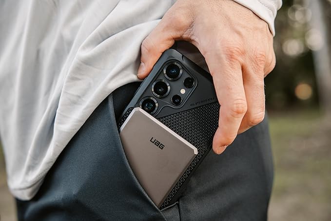 URBAN ARMOR GEAR UAG 5000mAh Power Bank SRGE 20W USB-C Slim Magnetic Wireless Portable Charger Fast Charging Battery Pack Compatible with iPhone 16, Samsung Galaxy S25, Black/Grey
