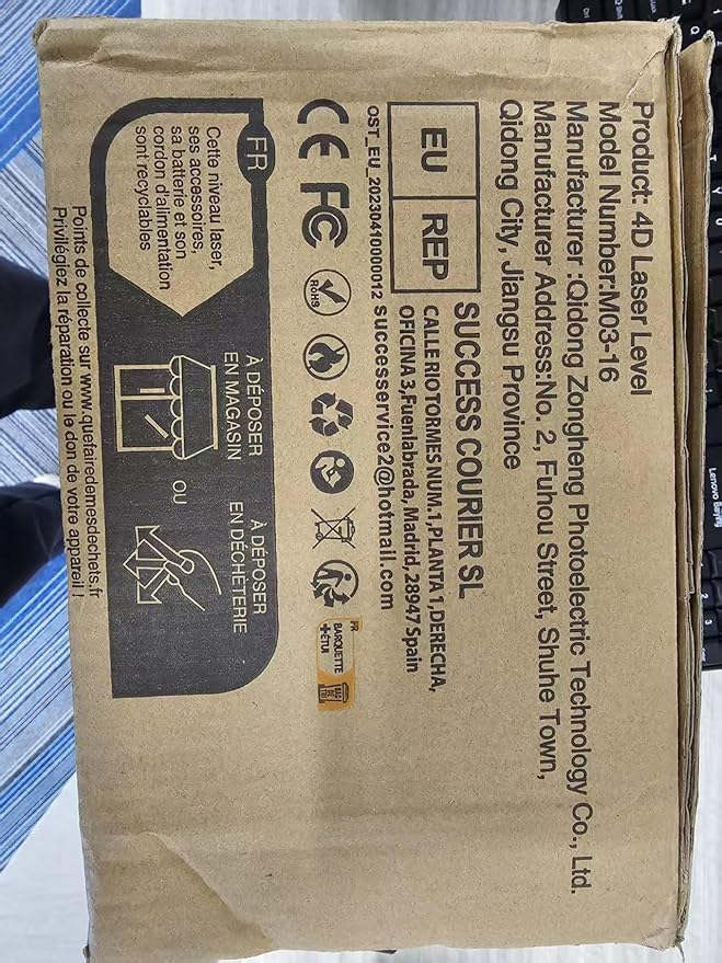 16 Lines Laser 360 Level Self Leveling, 4x360° Professional 4D Green Cross Line laser Level for Construction and Picture Hanging with 2 Batteries,Magnetic Bracket & Remote Control