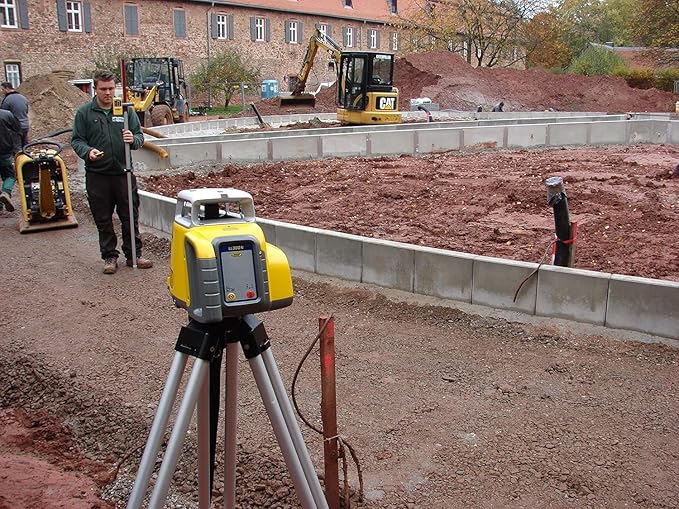 Spectra Precision LL300N-3 Laser Level, Self Leveling Kit with HL450 Receiver, Clamp, 4.7 Meter Grade Rod / Metric and Tripod , Black