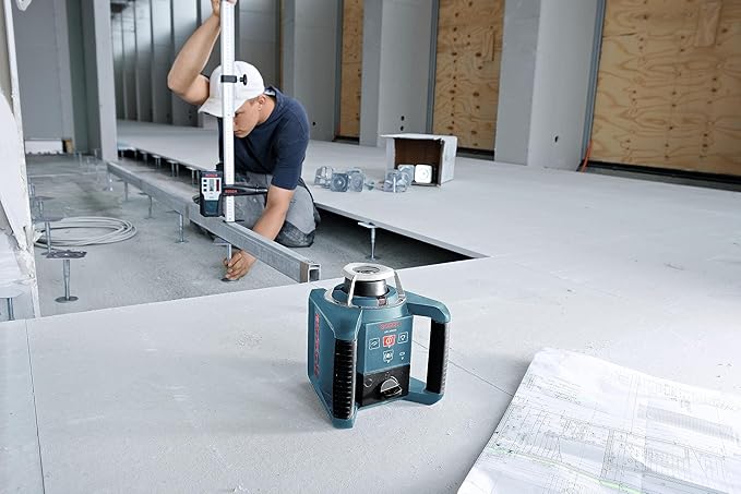 BOSCH LR1 650 Ft Red-Beam Rotary Laser Receiver, Includes Mounting Bracket & 9V Battery